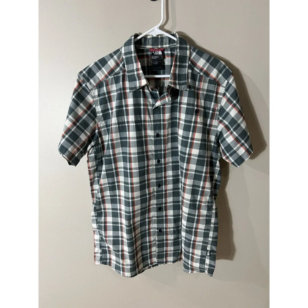 The North Face Mens Large Green Plaid Camping Short Sleeve Shirt